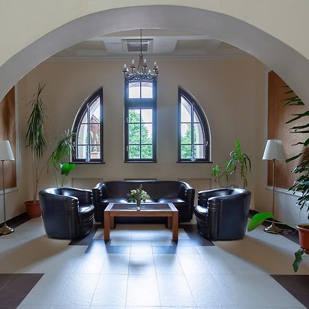 Casa Danielescu Hotel Targu Jiu Ngoại thất bức ảnh