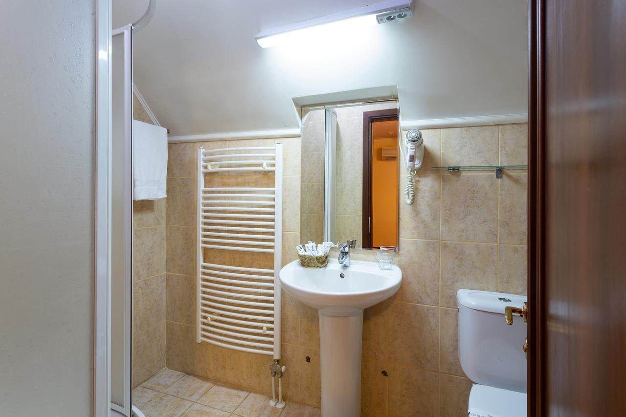 Casa Danielescu Hotel Targu Jiu Ngoại thất bức ảnh